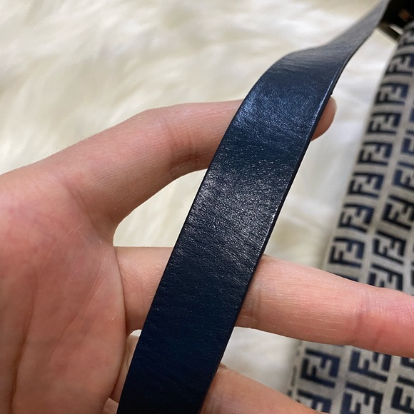 Authentic vintage Fendi blue Zucca mama baguette - Picture 3 of 10